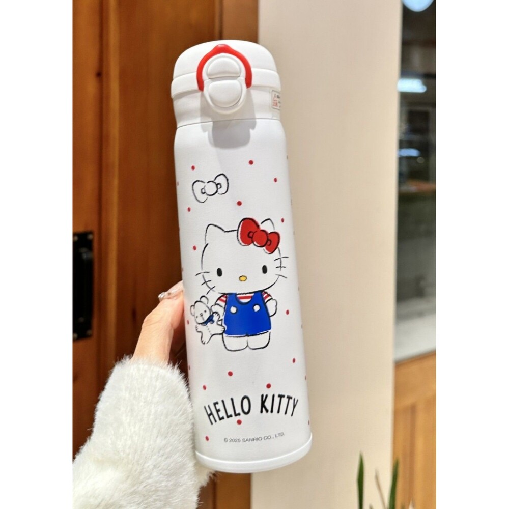 White Water Bottle with Red Bow 500 ml used